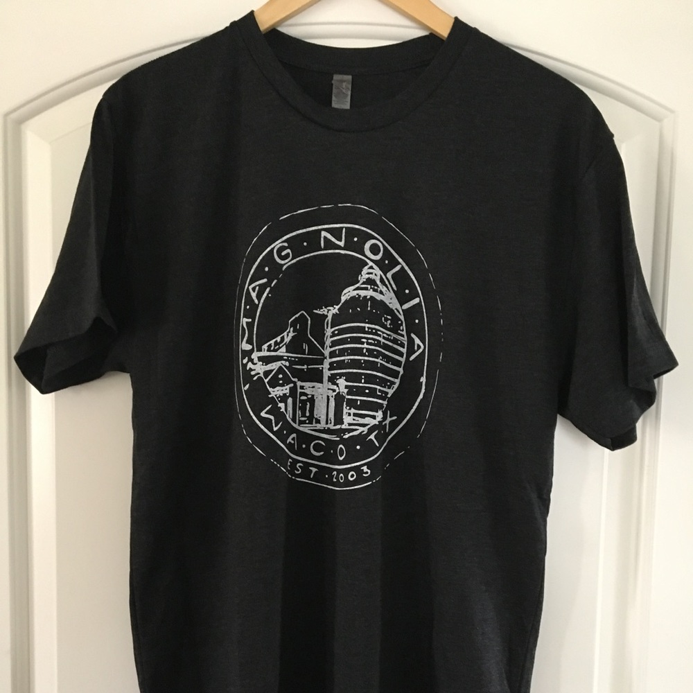 Magnolia men's tshirt